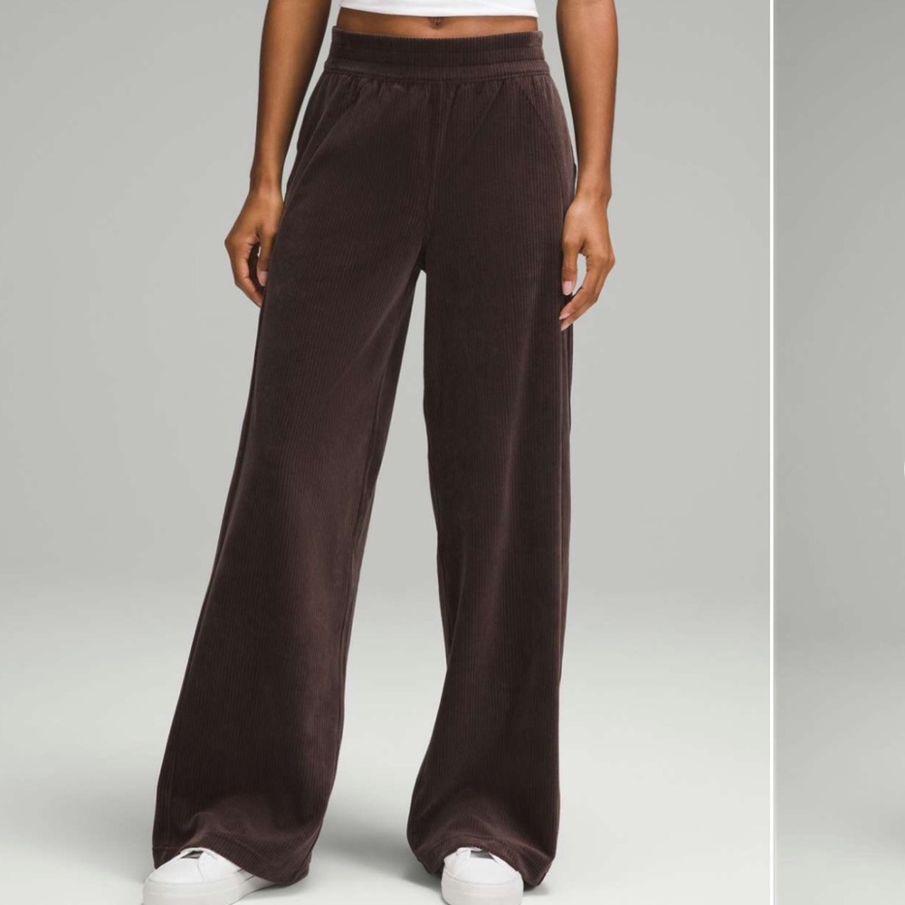 Lululemon Velvet Cord scuba Mid Rise Wide Leg Pants